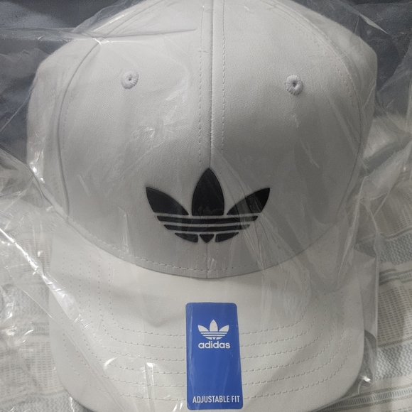 Adidas White Cap - Picture 3 of 6